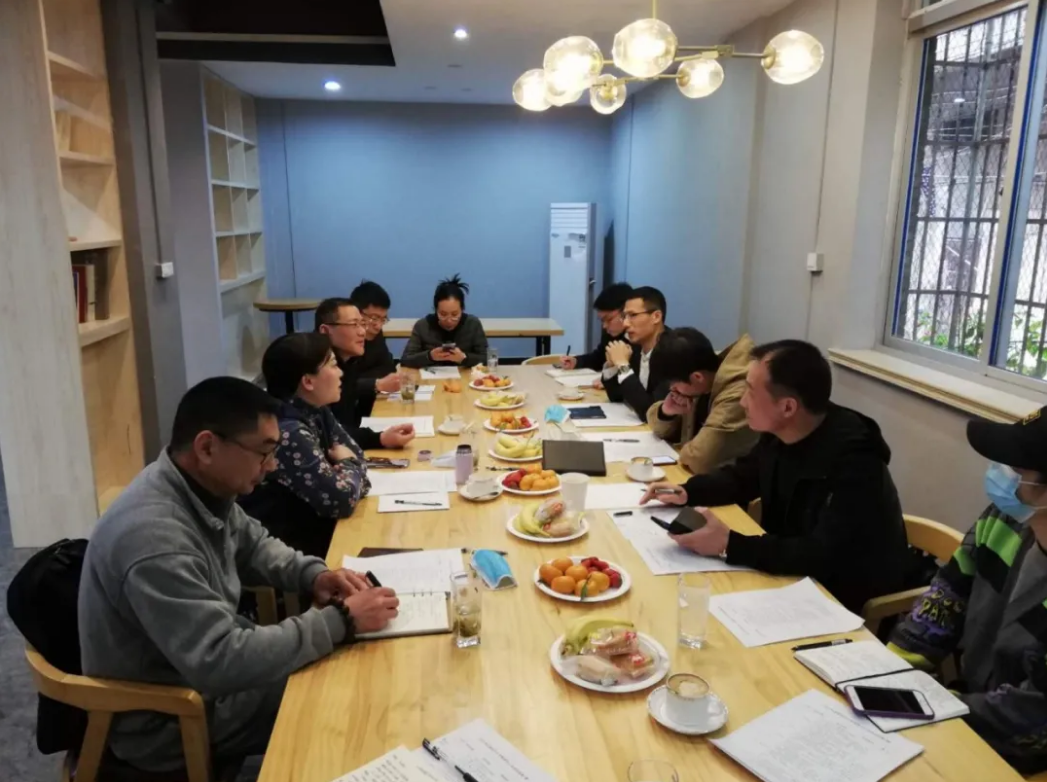 我公司董事長(zhǎng)陳錦霖出席鹿城區(qū)高層次人才聯(lián)誼會(huì)一屆一次會(huì)長(zhǎng)辦公會(huì)議(圖2)