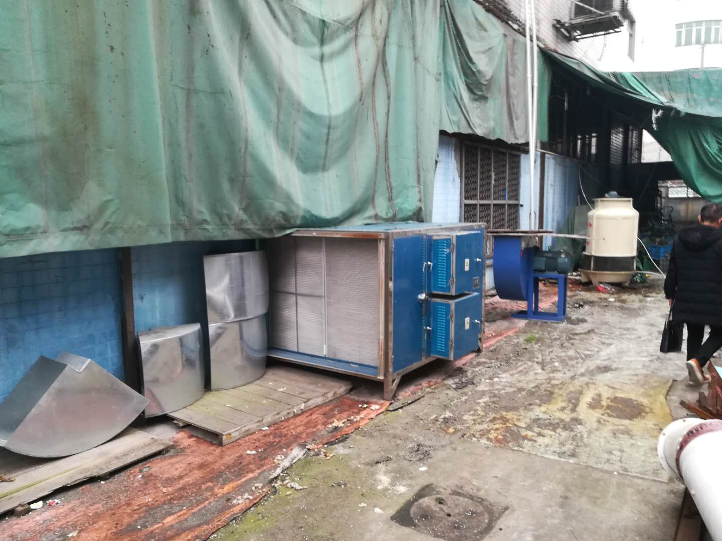 溫州康榮鞋業(yè)有限公司VOCs廢氣治理工程——等離子有機廢氣凈化器(圖1)